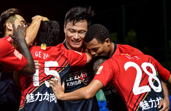 中超-深圳3-2战胜大连人 郜林破门张翀黄油手 中超-深圳3-2战胜大连人 郜林破门张翀黄油手