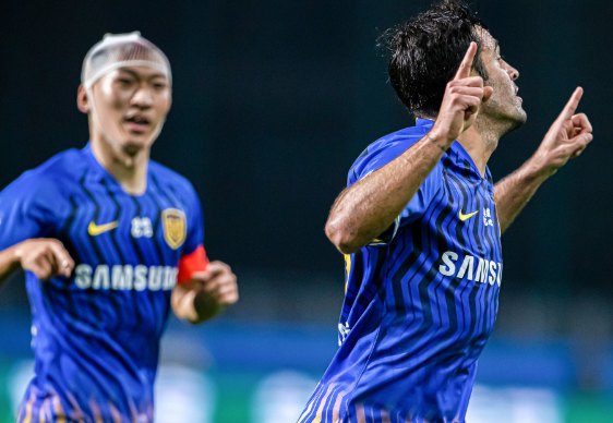 中超-苏宁1-0战胜鲁能升至第2 埃德尔替补建功 中超-苏宁1-0战胜鲁能升至第2 埃德尔替补建功