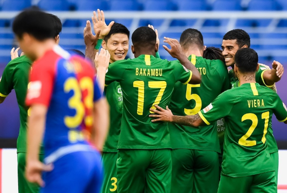 中超-国安5-1大胜青岛黄海 傲骨伤退巴坎布传射比埃拉双响 中超-国安5-1大胜青岛黄海 傲骨伤退巴坎布传射比埃拉双响