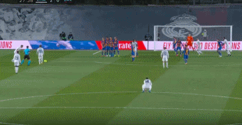 1618096319824913.gif 3.gif