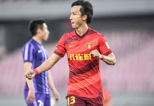 中超-河北1-0小胜天津津门虎夺2连胜 尹鸿博破门制胜球 中超-河北1-0小胜天津津门虎夺2连胜 尹鸿博破门制胜球