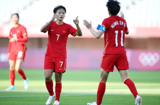 奥运女足-王霜大四喜10人女足4-4赞比亚 2战仅1分出线悬了 奥运女足-王霜大四喜10人女足4-4赞比亚 2战仅1分出线悬了