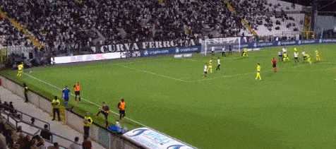 1632343887224514.gif 05.gif