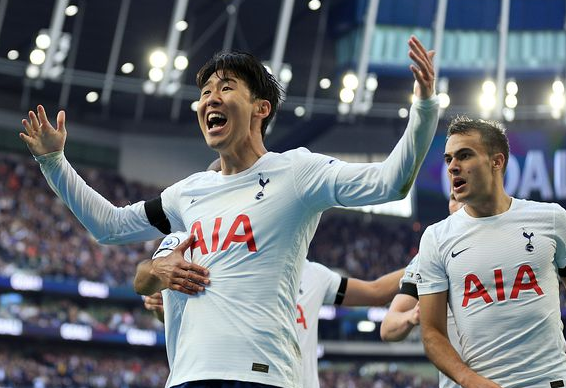英超-热刺2-1击败维拉终结3连败 孙兴慜助攻+造乌龙 英超-热刺2-1击败维拉终结3连败 孙兴慜助攻+造乌龙