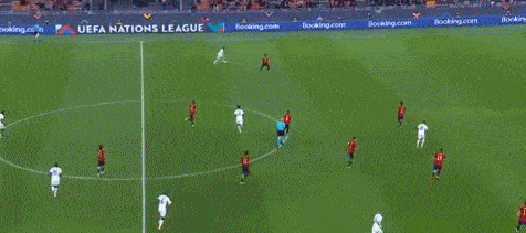 1633900070842716.gif 03.gif