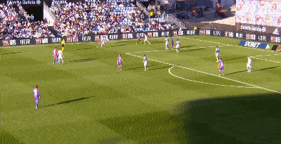 1636226638679457.gif 02.gif