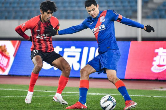 足协杯-10人海港1-1战平申花 总分6-2晋级决赛战山东 足协杯-10人海港1-1战平申花 总分6-2晋级决赛战山东
