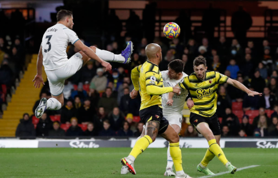 英超-曼城3-1沃特福德登上榜首 B席双响斯特林破门 英超-曼城3-1沃特福德登上榜首 B席双响斯特林破门