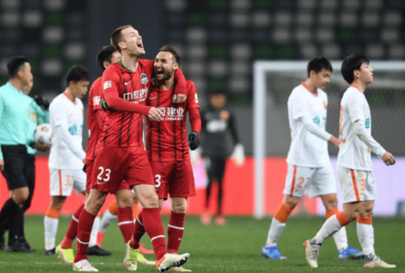 中超-河南1-0胜武汉 多拉多破门约尼奇进球被吹 中超-河南1-0胜武汉 多拉多破门约尼奇进球被吹