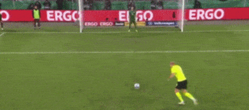 1642549788365443.gif 04.gif
