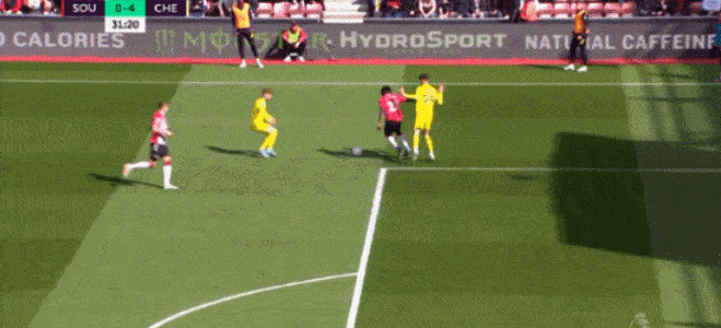 1649522138324846.gif 06.gif