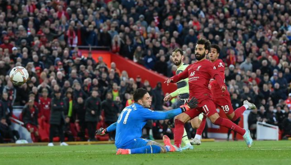 英超-利物浦1-0送曼城首败 萨拉赫制胜球努涅斯三失绝佳良机 英超-利物浦1-0送曼城首败 萨拉赫制胜球努涅斯三失绝佳良机
